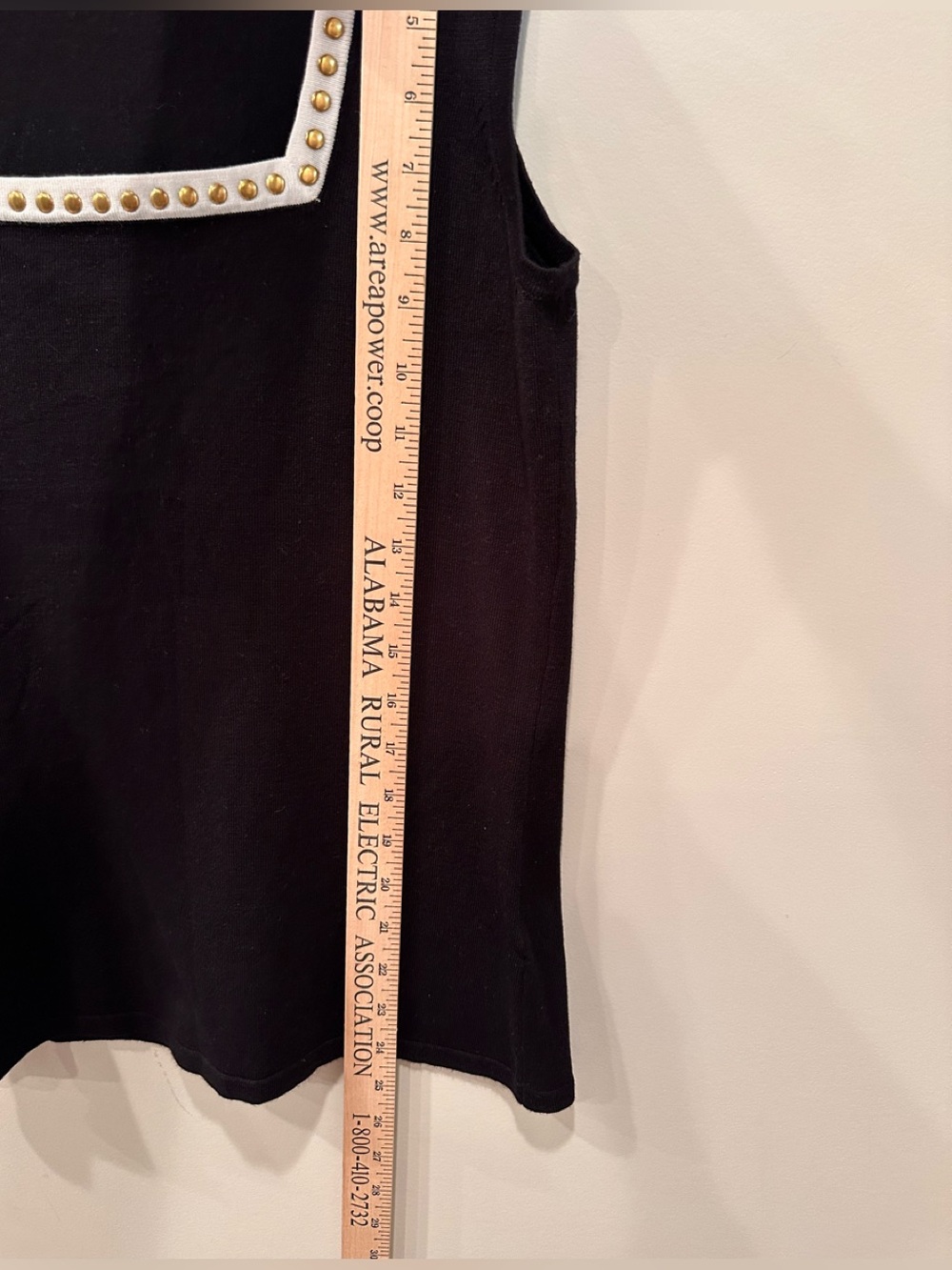 Belldini Black Sleeveless Tank White Trim Gold Studs Stretchy Statement Top S XL - Picture 2 of 10